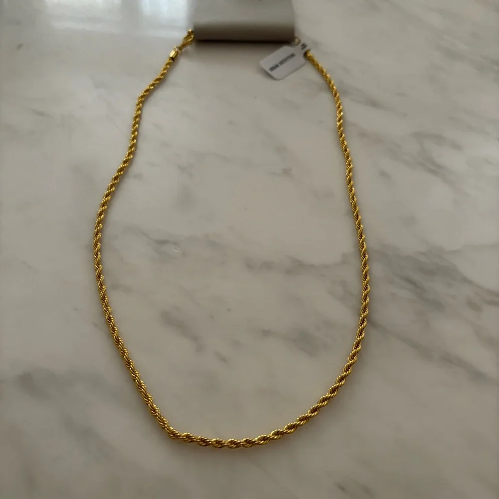 Urban Outfitters NWT Gold Twist 23” Rope Chain Necklace One Size